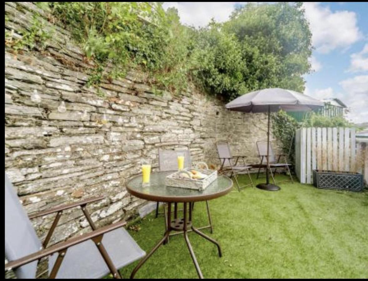 Charming 2-Bed Cottage In Wadebridge Cornwall Exterior foto